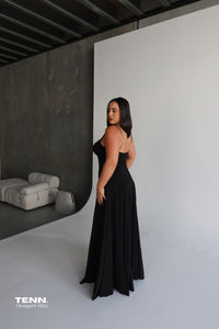 Paloma Formal Dress by Arcina Ori Hire in Black – Sweetheart Neckline, Fitted Bodice, and Flowing Skirt.