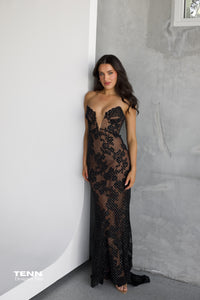 Self Portrait Embellished Sheer Lace Gown For Hire – Strapless Black Floral Lace Dress With Sweetheart Neckline, Crystal Details, And Corset Back