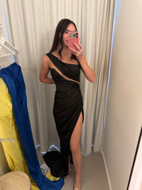 EX HIRE - Sarsha Gown