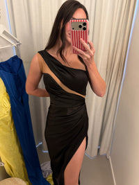EX HIRE - Sarsha Gown