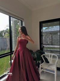 Lia Stublla X TENN Elodie Gown – TENN Designer Hire