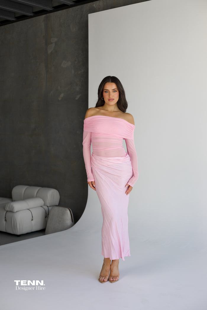 Benni Yasmin Off Shoulder Maxi Dress available for hire at TENN Designer Hire — effortlessly chic summer dress with off-shoulder neckline and asymmetric skirt, perfect for long lunches, summer nights, and special occasions.