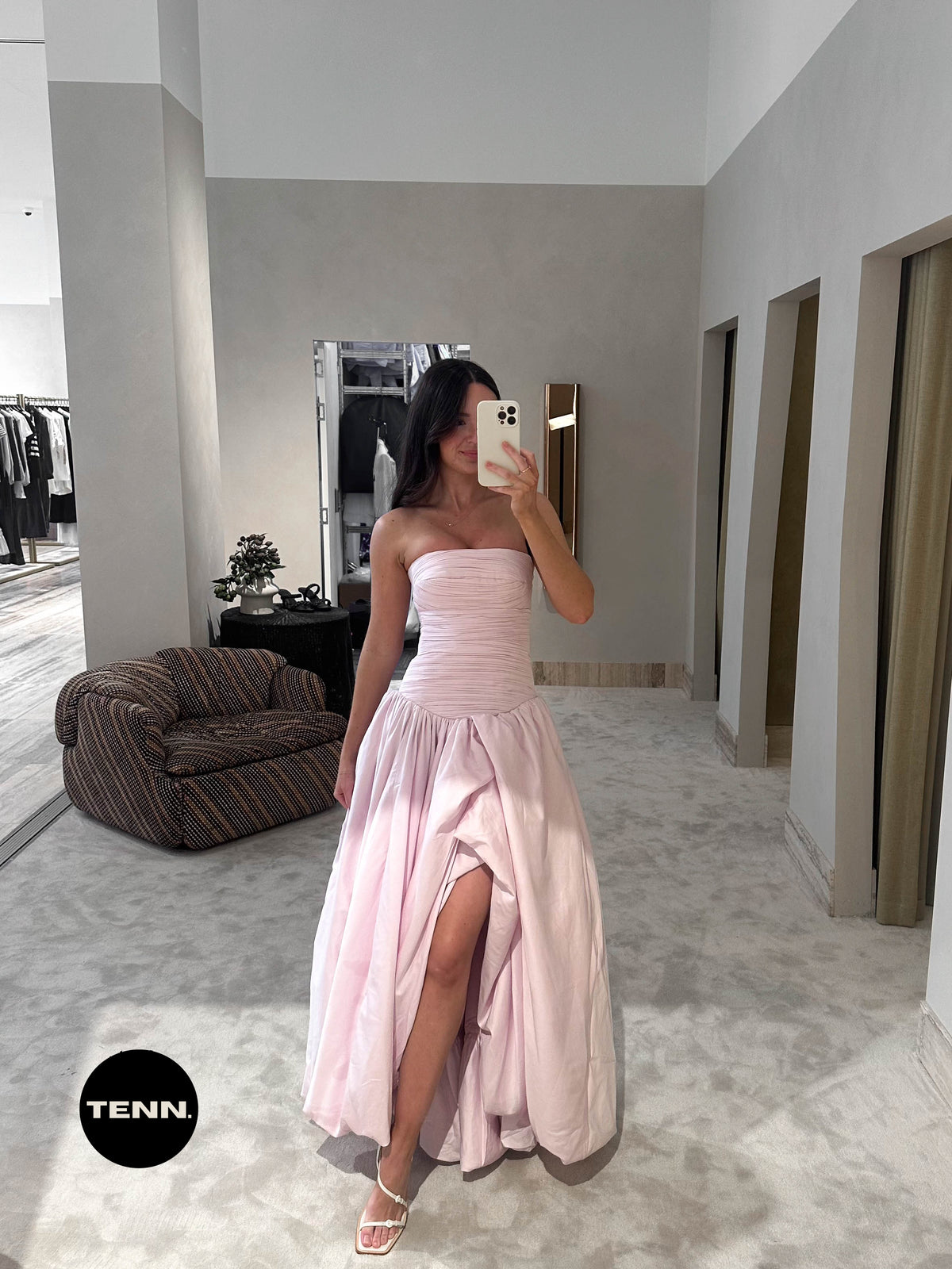 Violette Bubble hem Maxi Dress - Pink TENN. Violette Bubble hem Maxi Dress - Pink TENN.