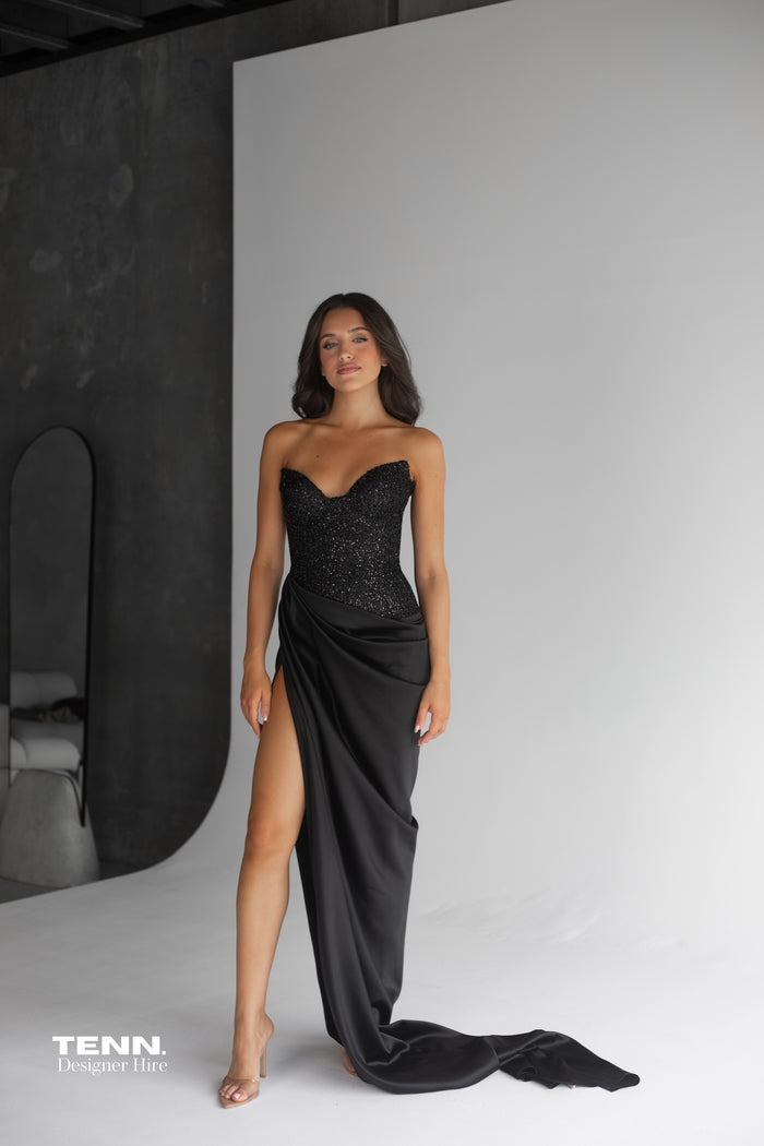 Duchess Gown - Black