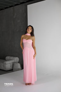 Raphaella Santana pink dress