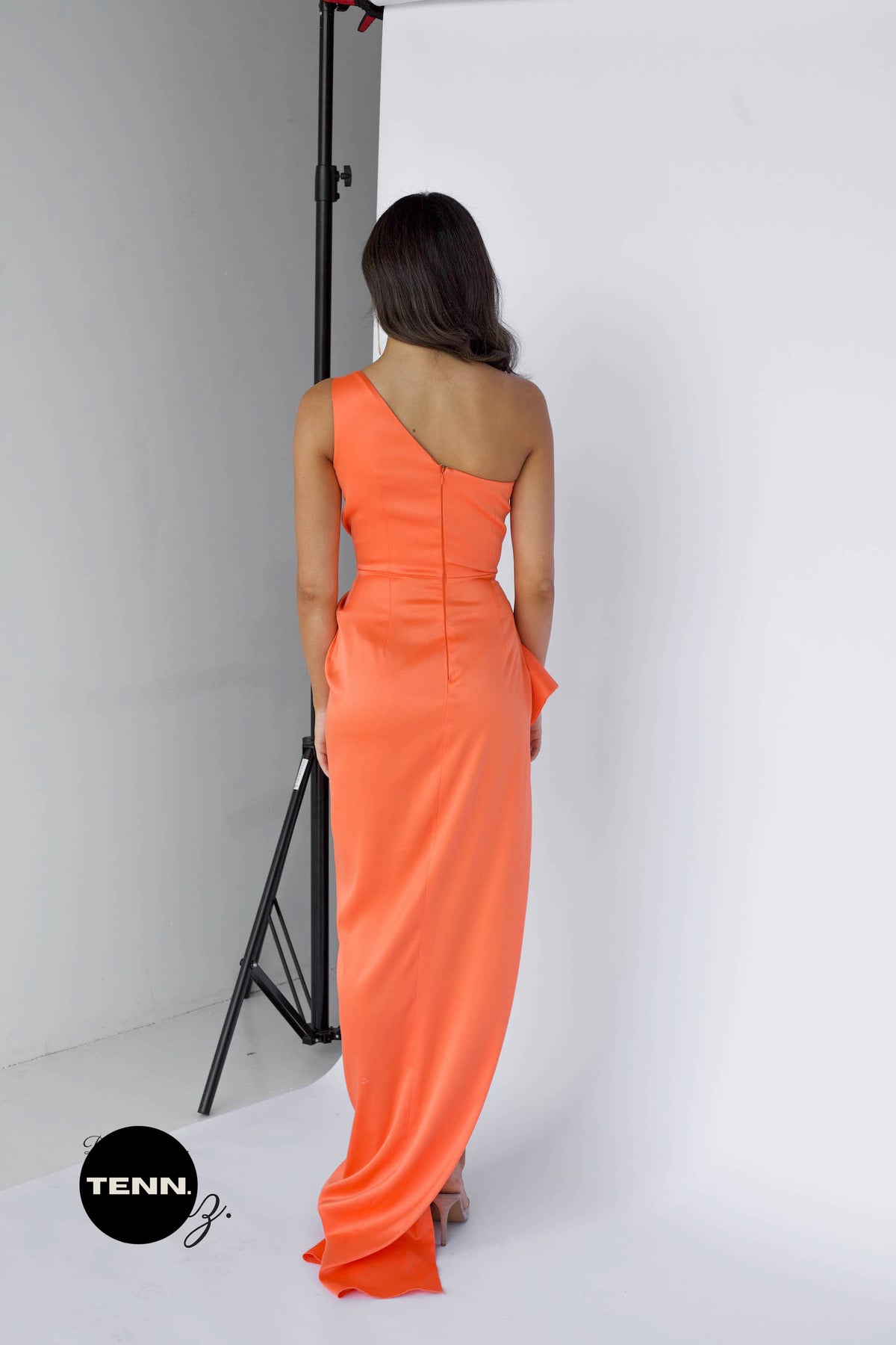 One shoulder orange dress